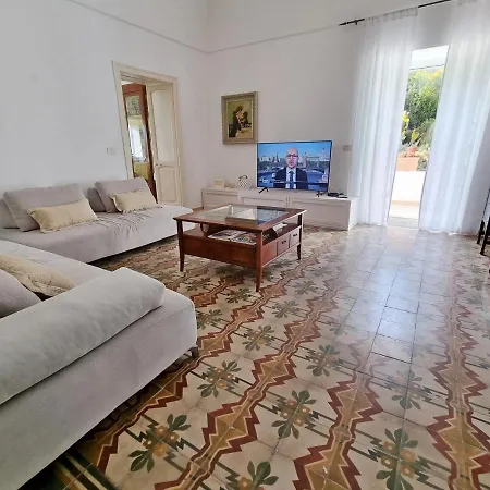 Maridea - La Loggia * Ponza